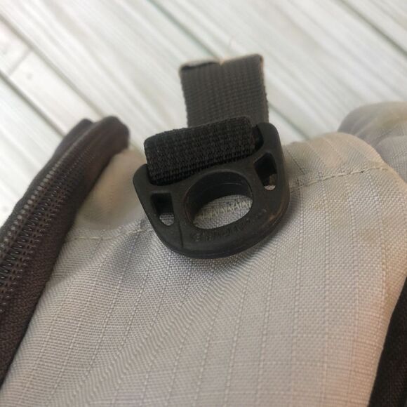 SwissGear by Wenger Durable Comfort Fit Gray Teal Backpack Bookbag Nature Leaf - Picture 12 of 13